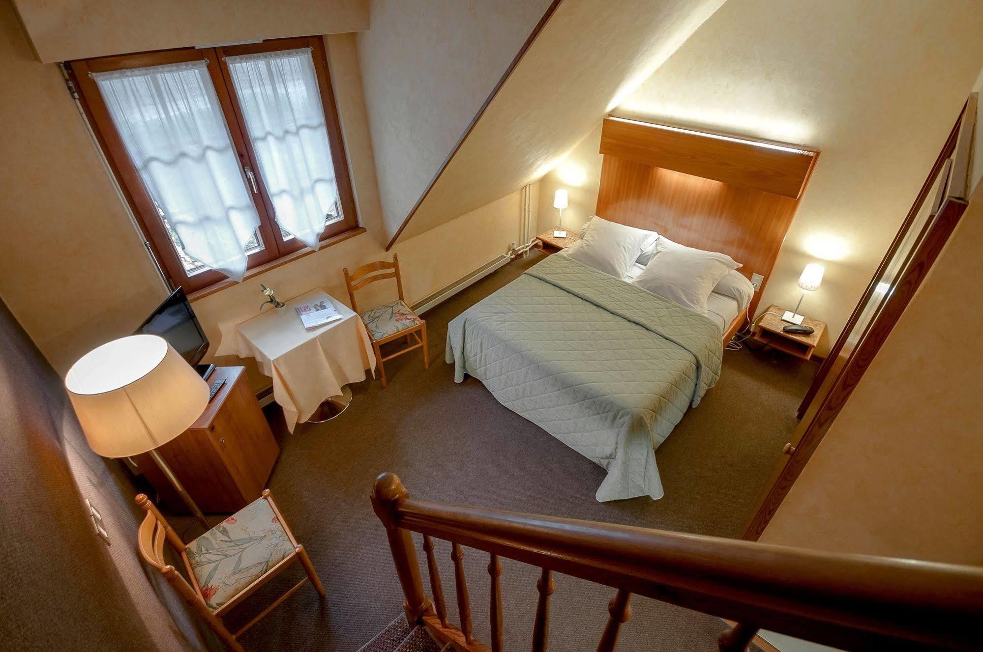 ホテル Domaine Le Moulin オットロット エクステリア 写真